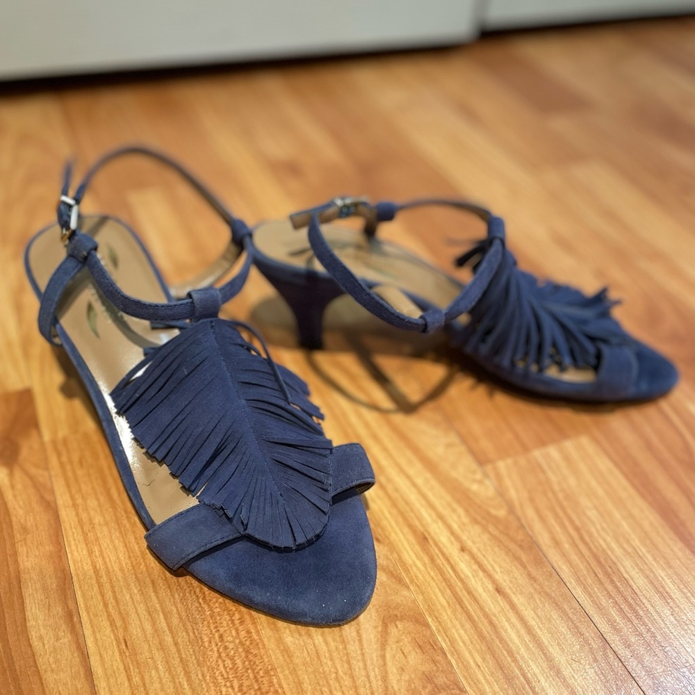 Aerosoles Heel Rest Blue Fringed Sandals Size 7.5 - Picture 3 of 14